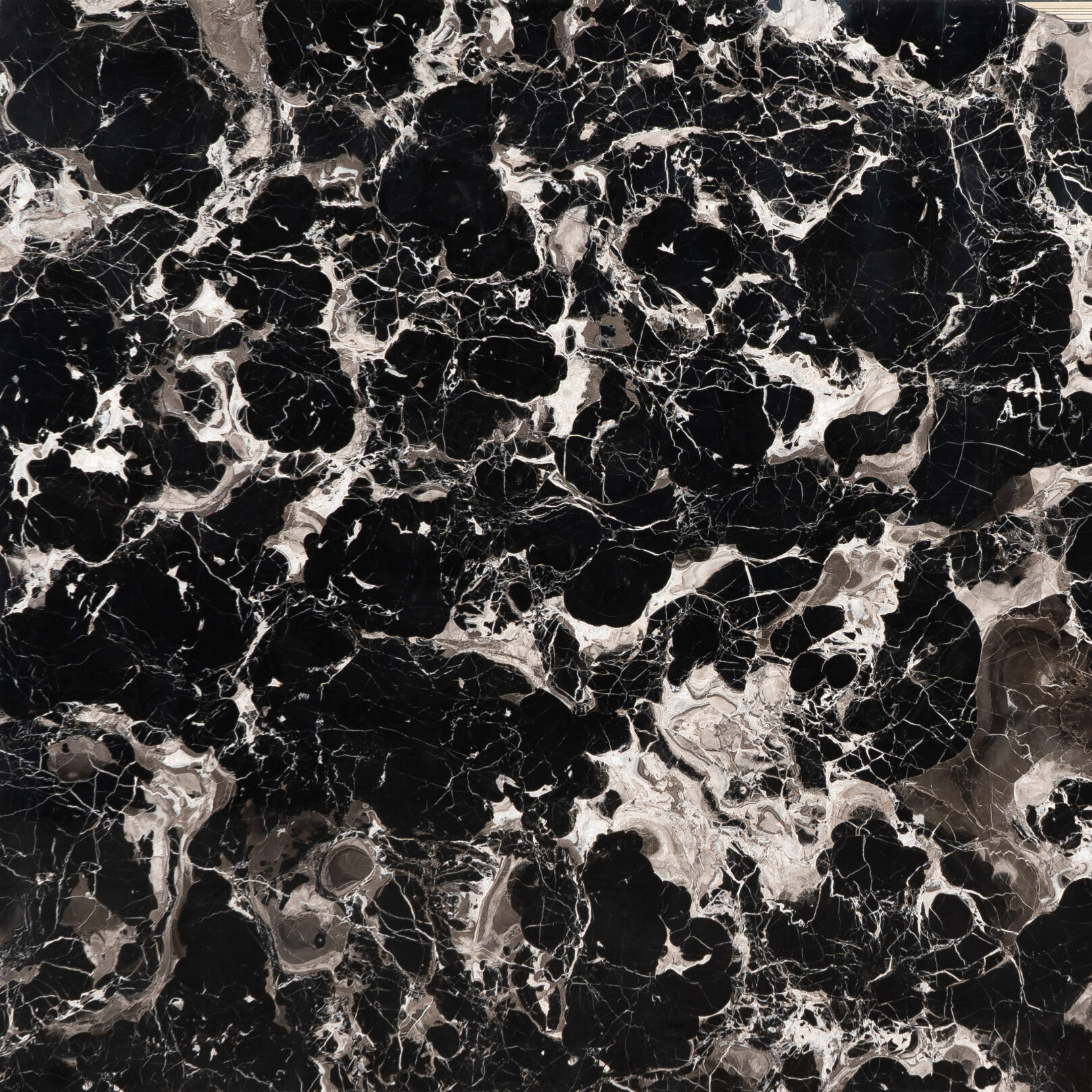 Ice Black